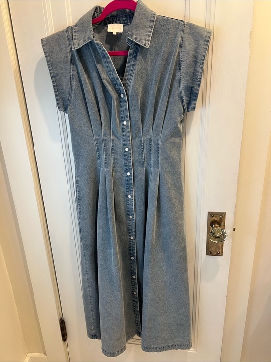 entro Dresses & Skirts - entro Light Blue Denim Midi Dress with Front Buttons